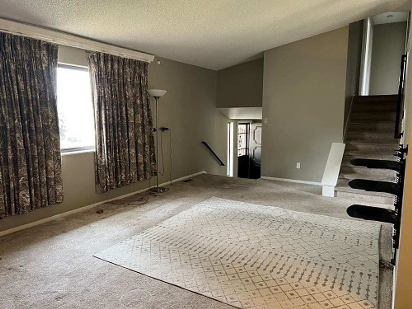 2207 Rambouillet Drive 4 of 12
