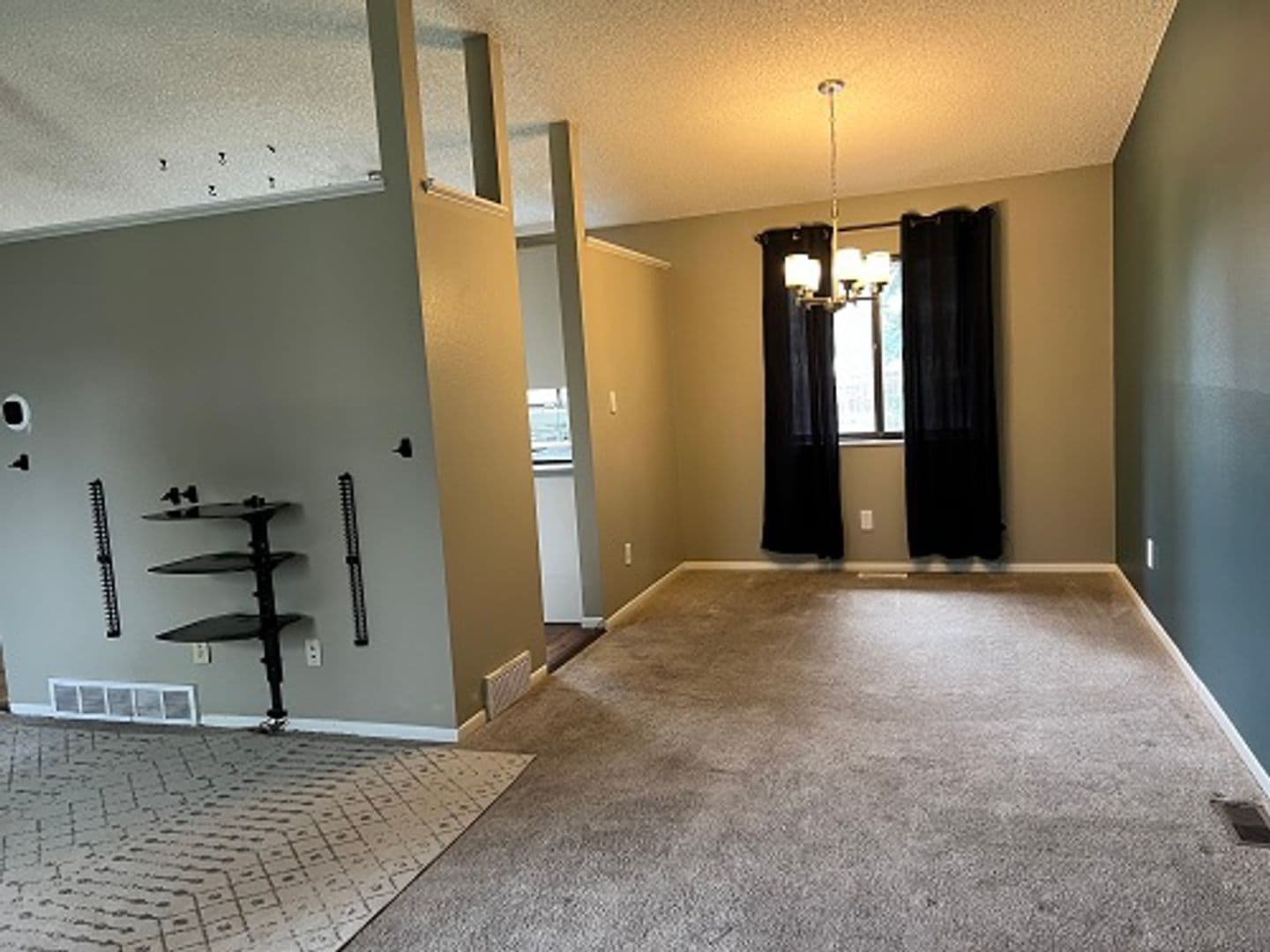 2207 Rambouillet Drive 5 of 12