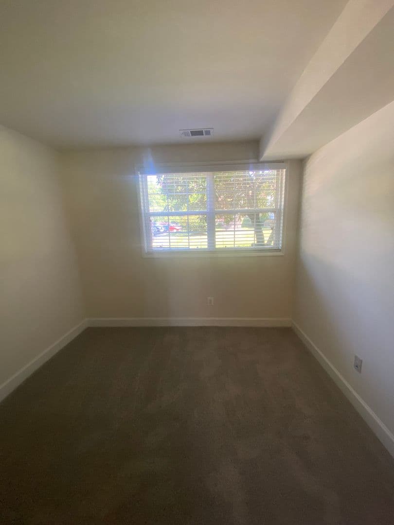 Randolph Square Apartments 18 of 19