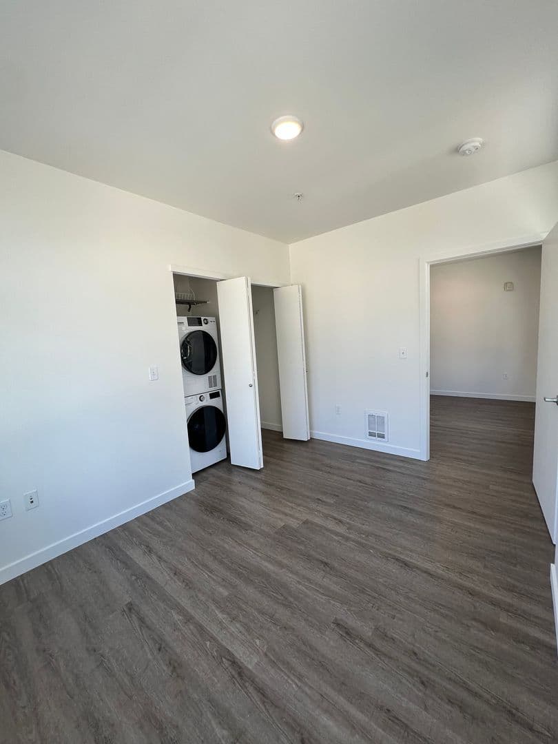 4801 Fauntleroy 12 of 17