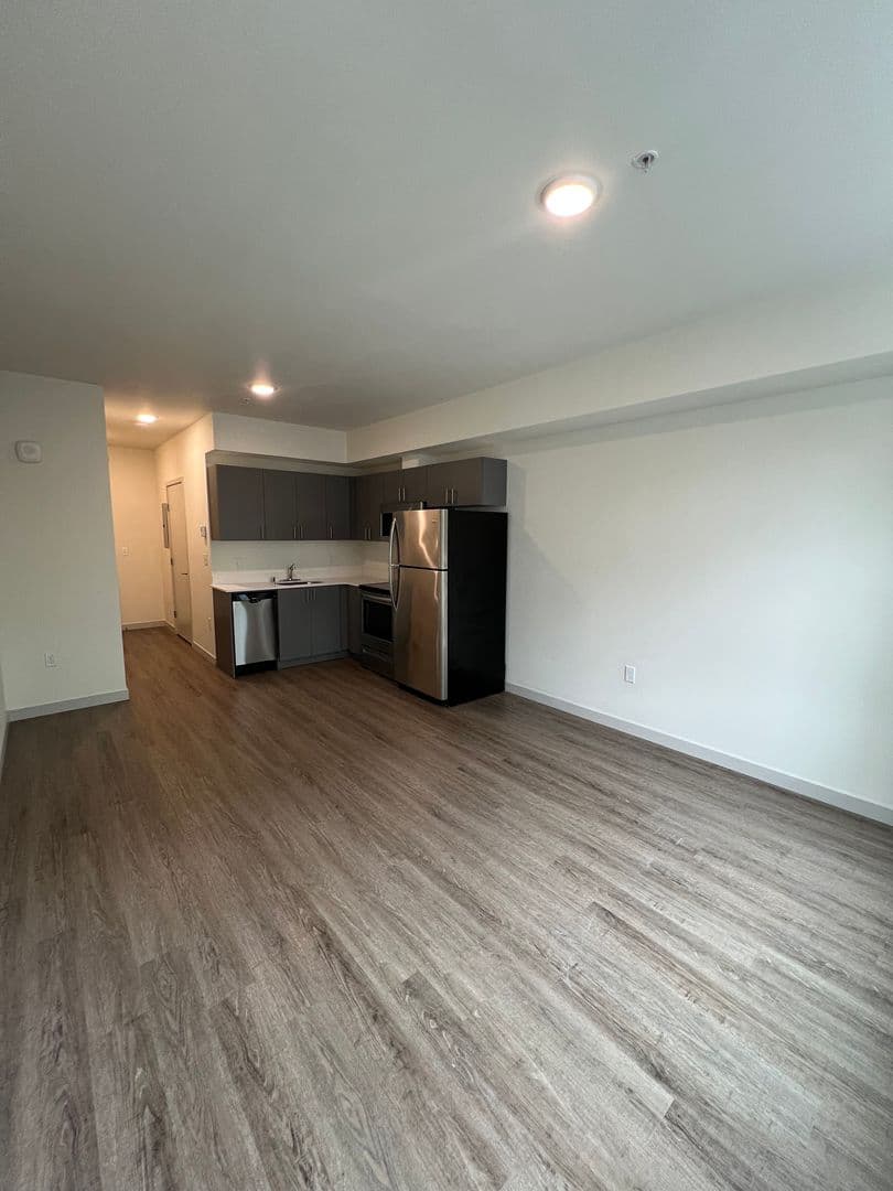 4801 Fauntleroy 8 of 8