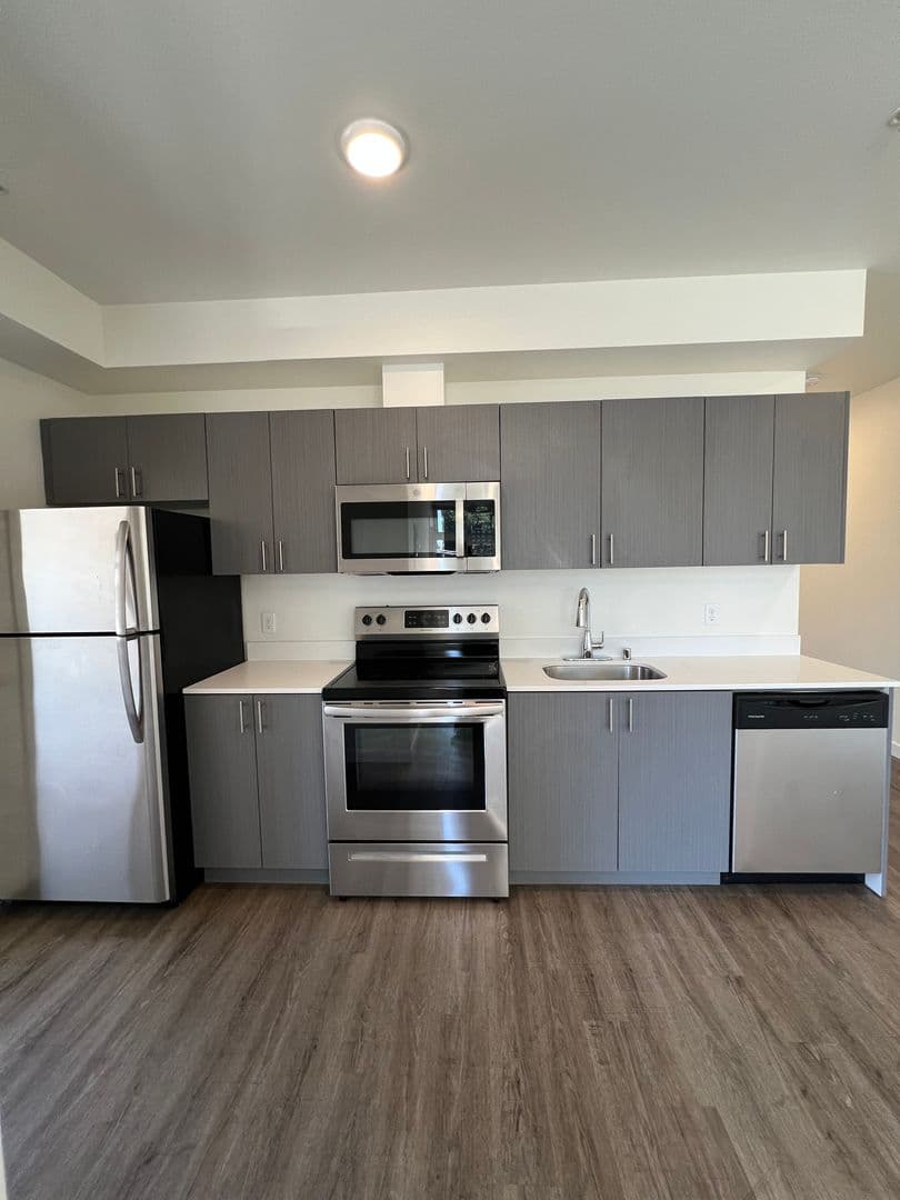 4801 Fauntleroy 8 of 17