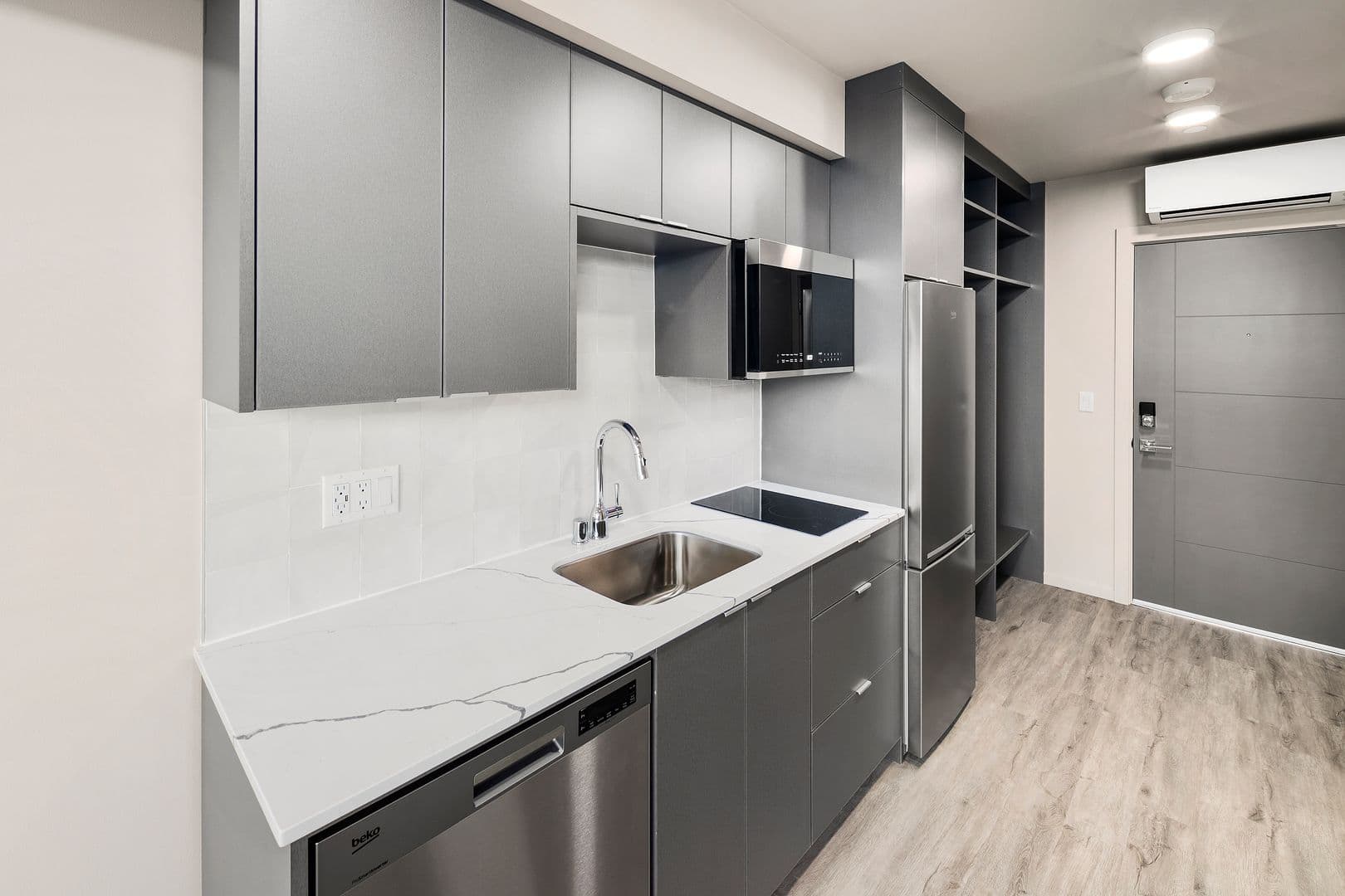 Avala Apartments 5 of 15