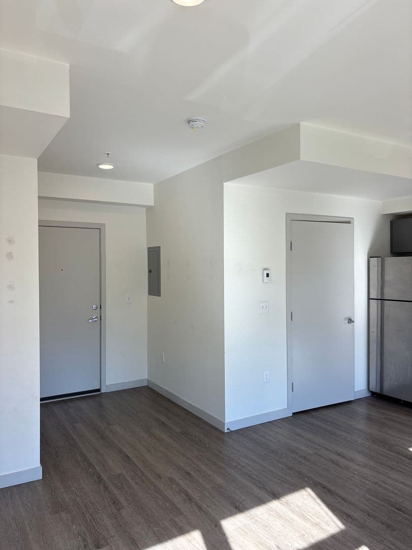 4801 Fauntleroy 8 of 11