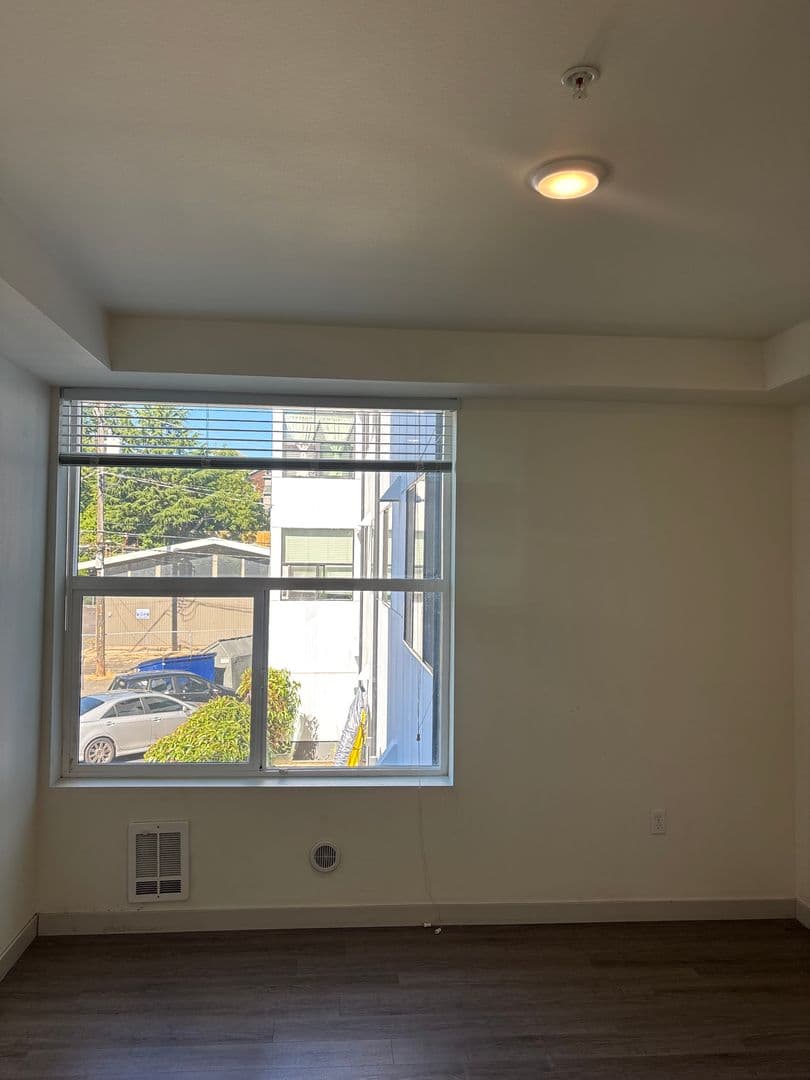 4801 Fauntleroy 14 of 28