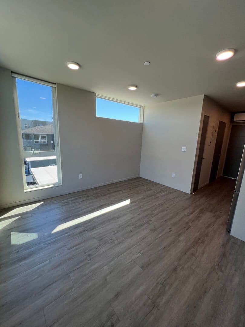 Avala Apartments 12 of 12