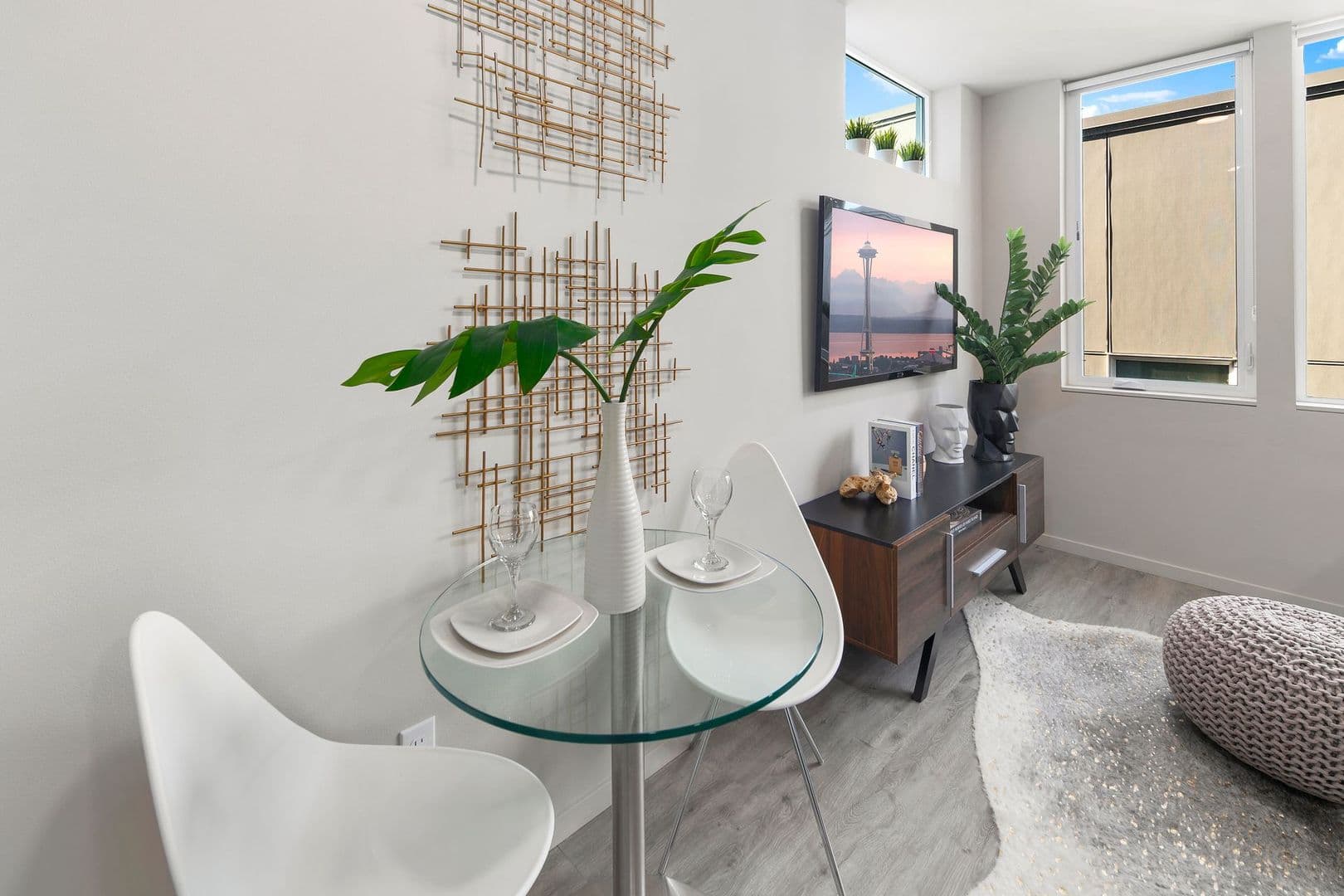Avala Apartments 3 of 11