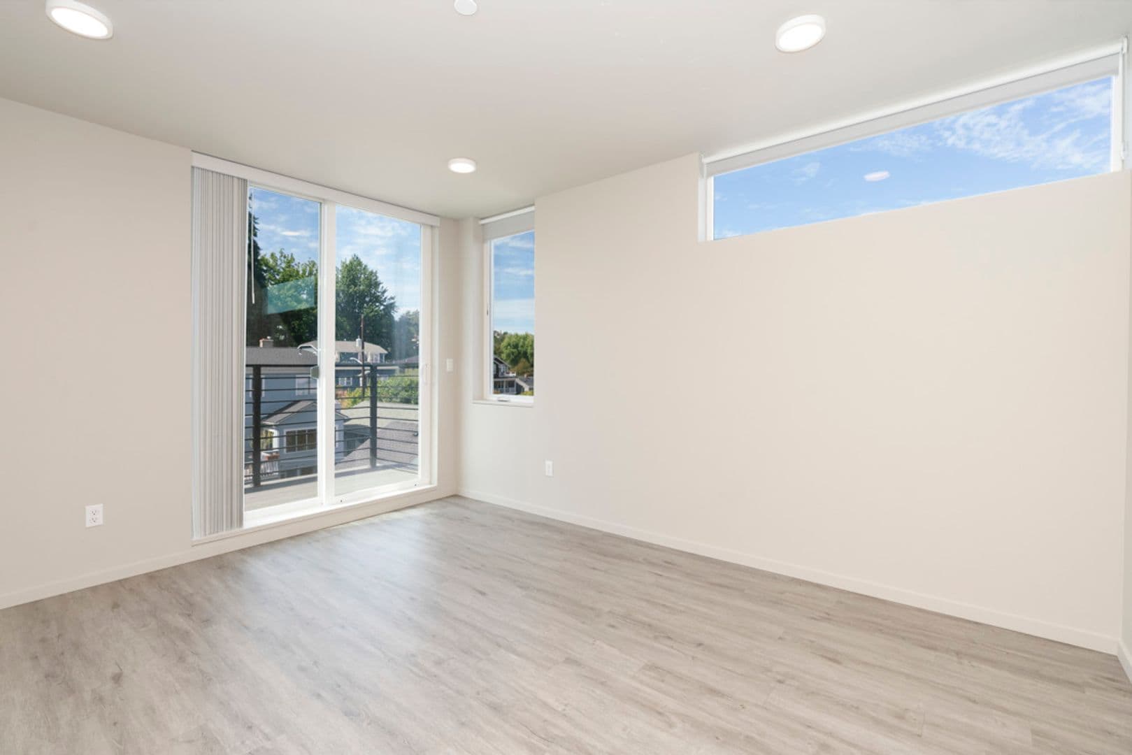 Avala Apartments 5 of 7