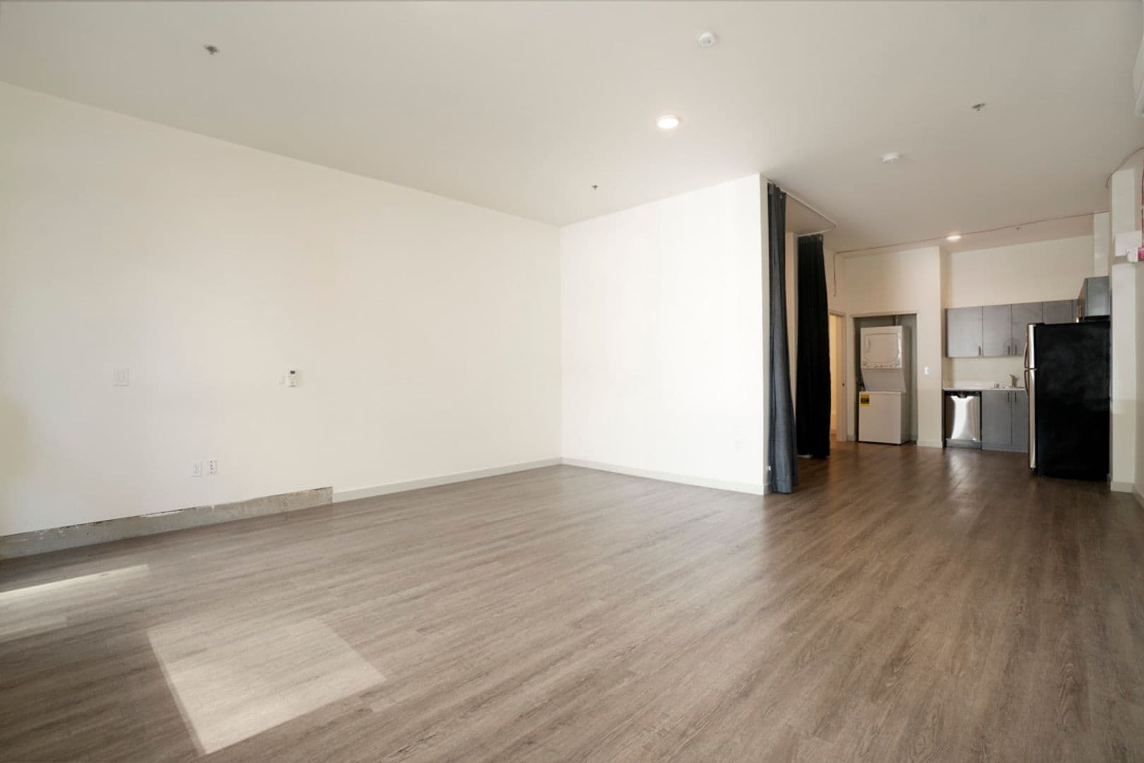 4801 Fauntleroy 3 of 14