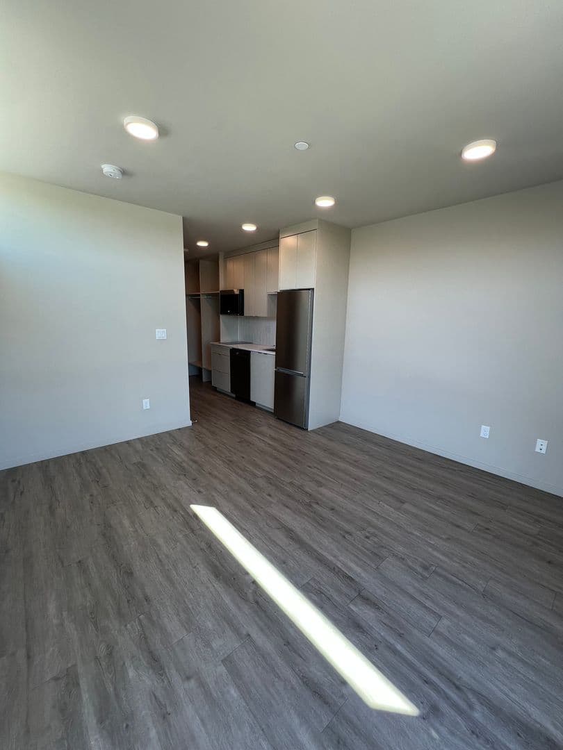Avala Apartments 11 of 12