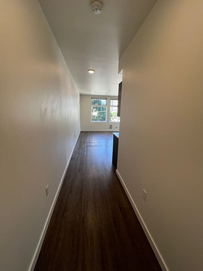 4801 Fauntleroy 2 of 17