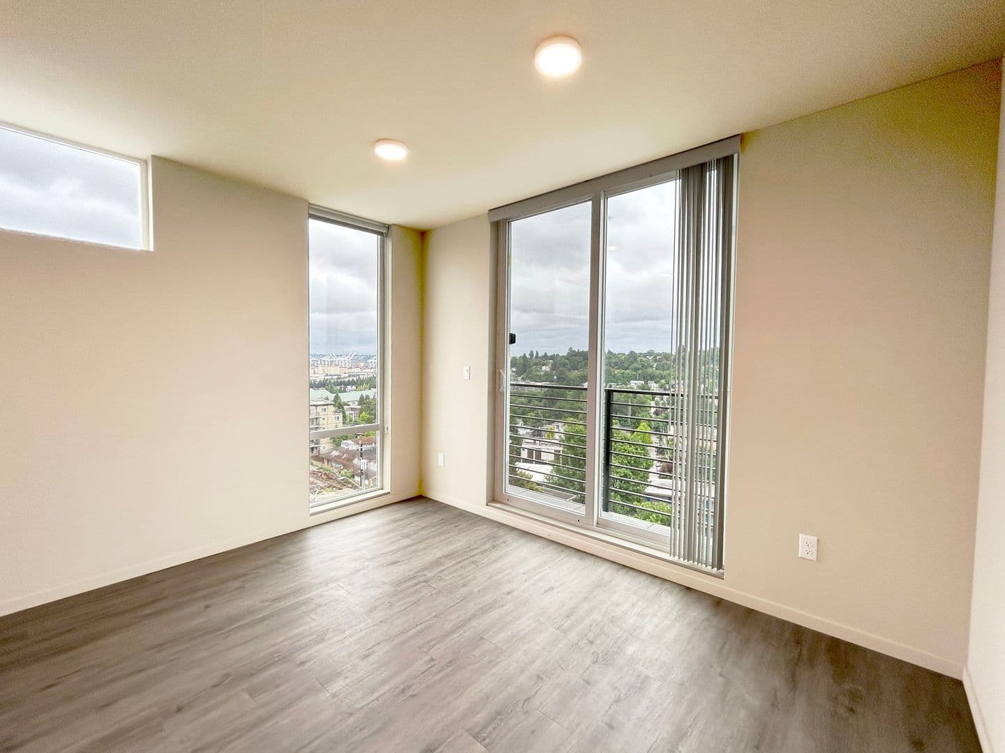 Avala Apartments 8 of 11