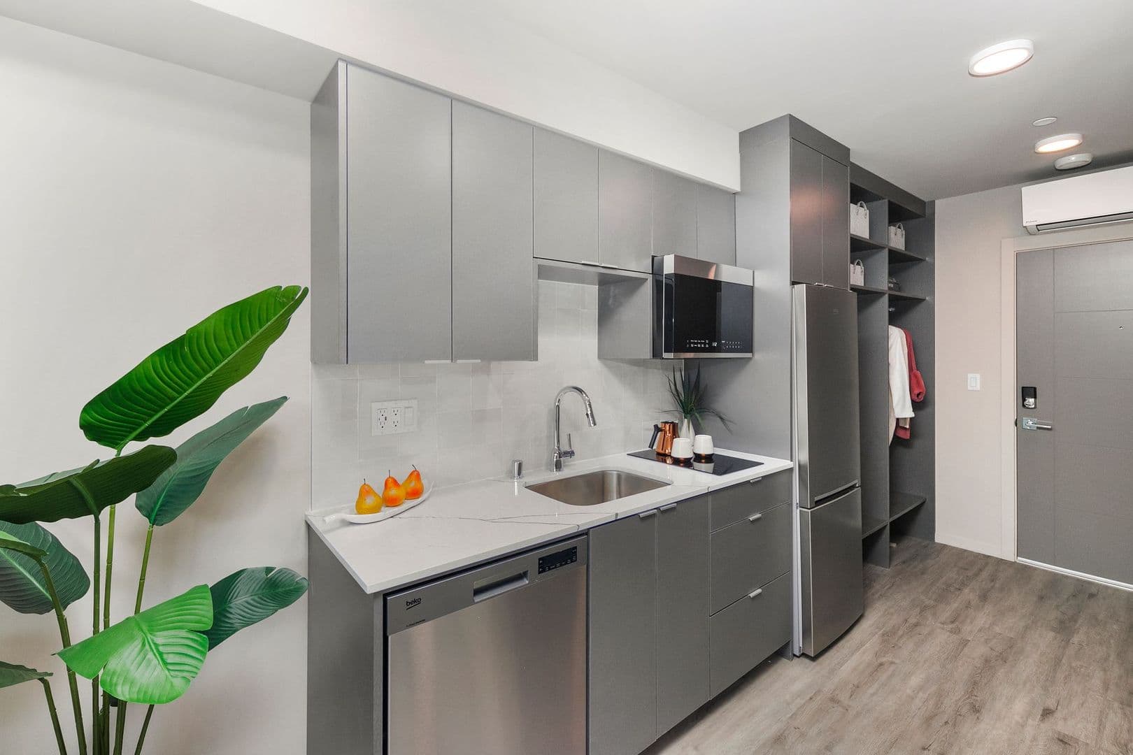 Avala Apartments 3 of 9