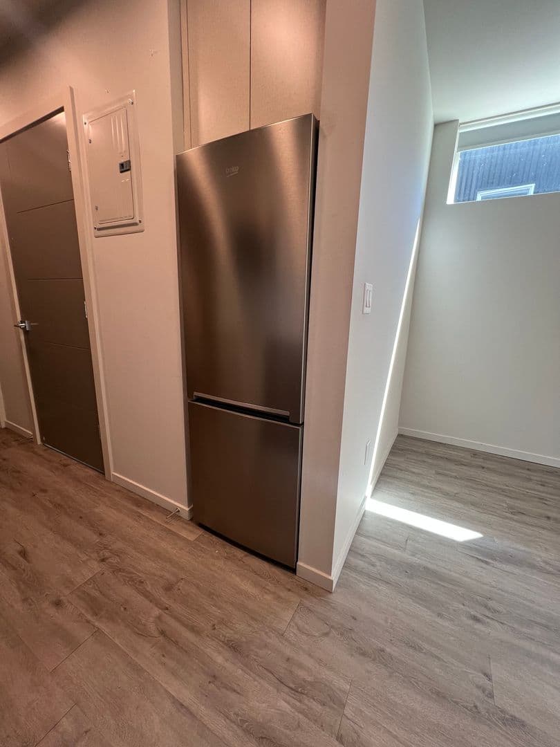 Avala Apartments 8 of 16