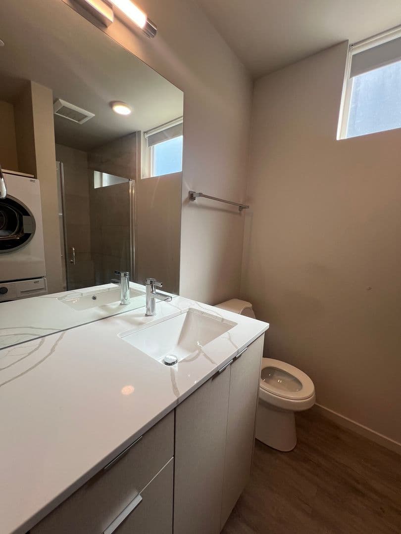 Avala Apartments 5 of 16