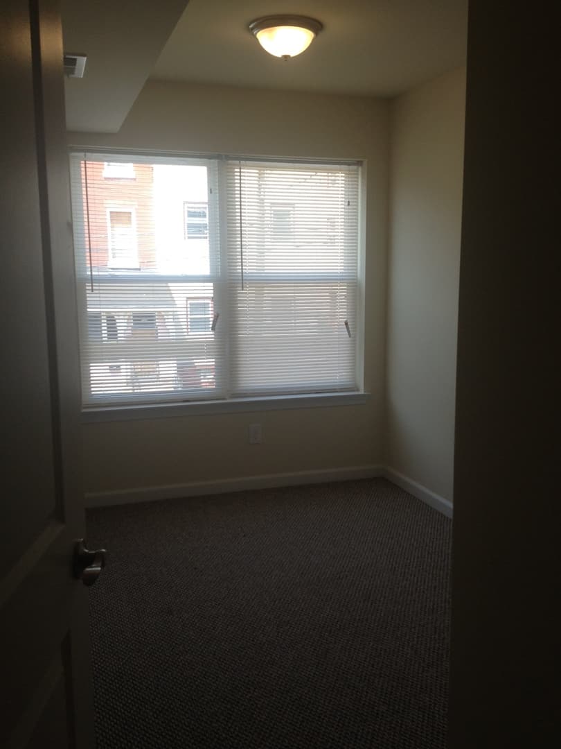 415 N 41st Street 13 of 25