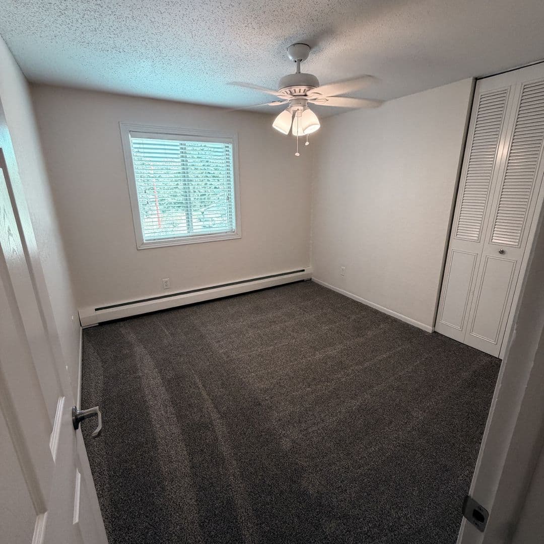 Silver View Villa Apartments 4 of 9