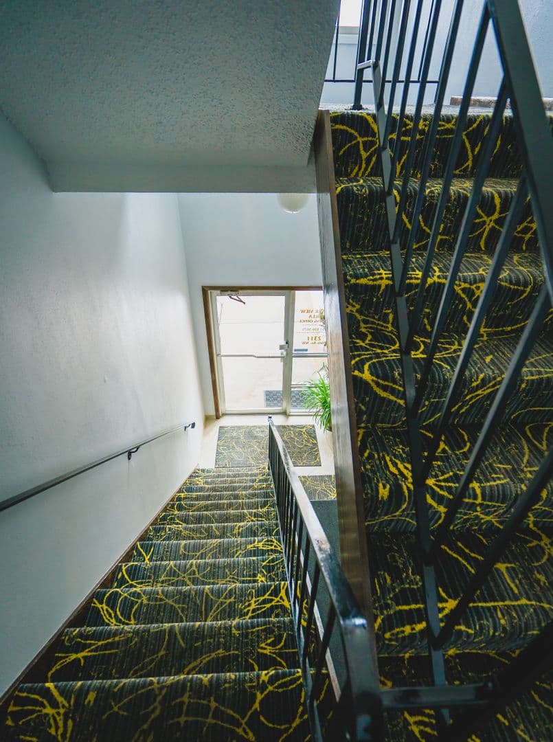 Silver View Villa Apartments 7 of 9