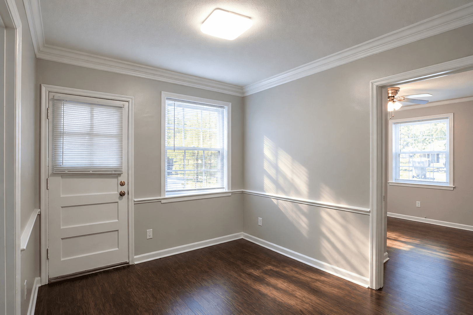 Quaint Downstairs 2BR/1BA in Ardsley! 3 of 12