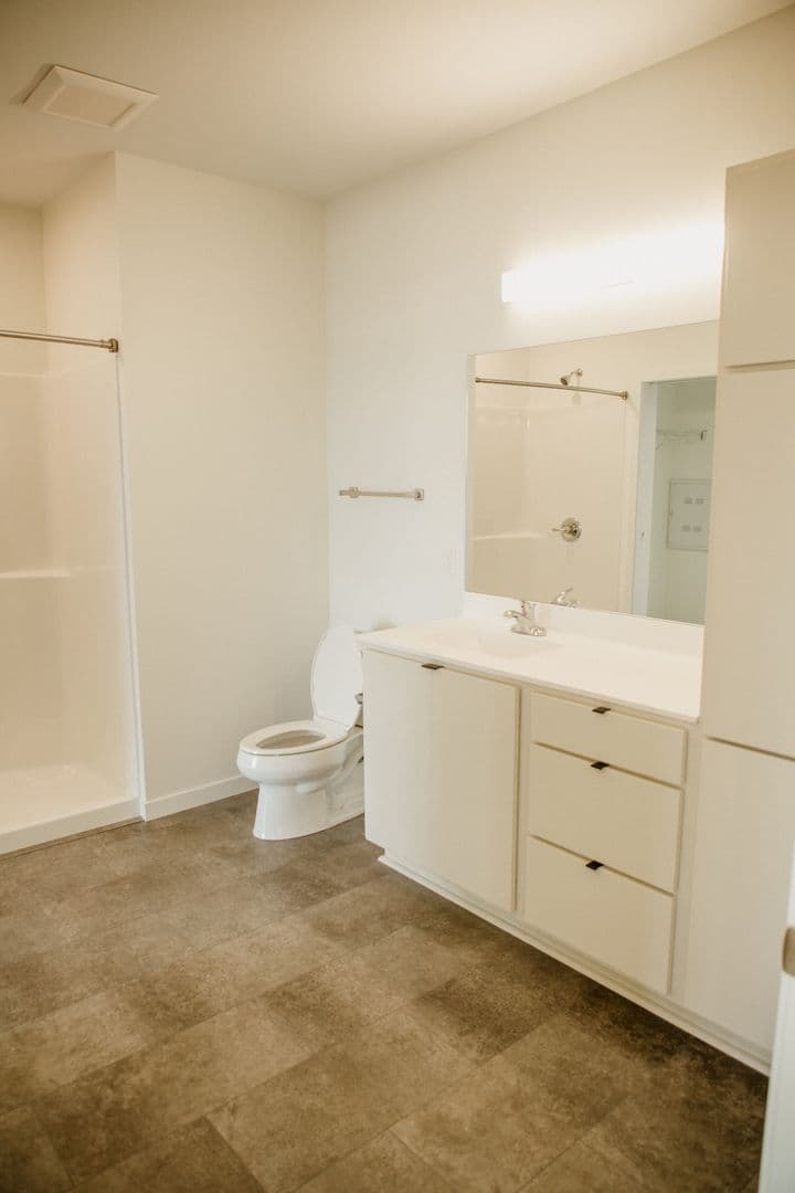 Avant Apartments 3 of 3