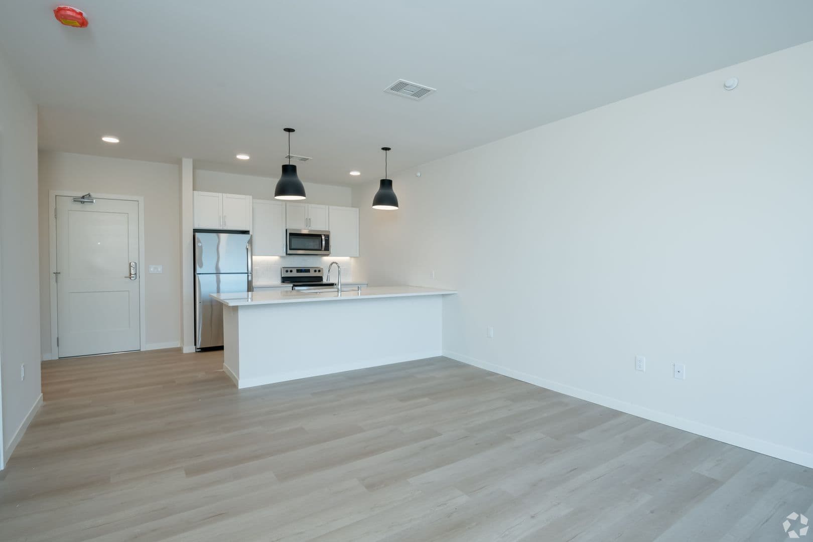 Lakeshore Ridge 1 of 8