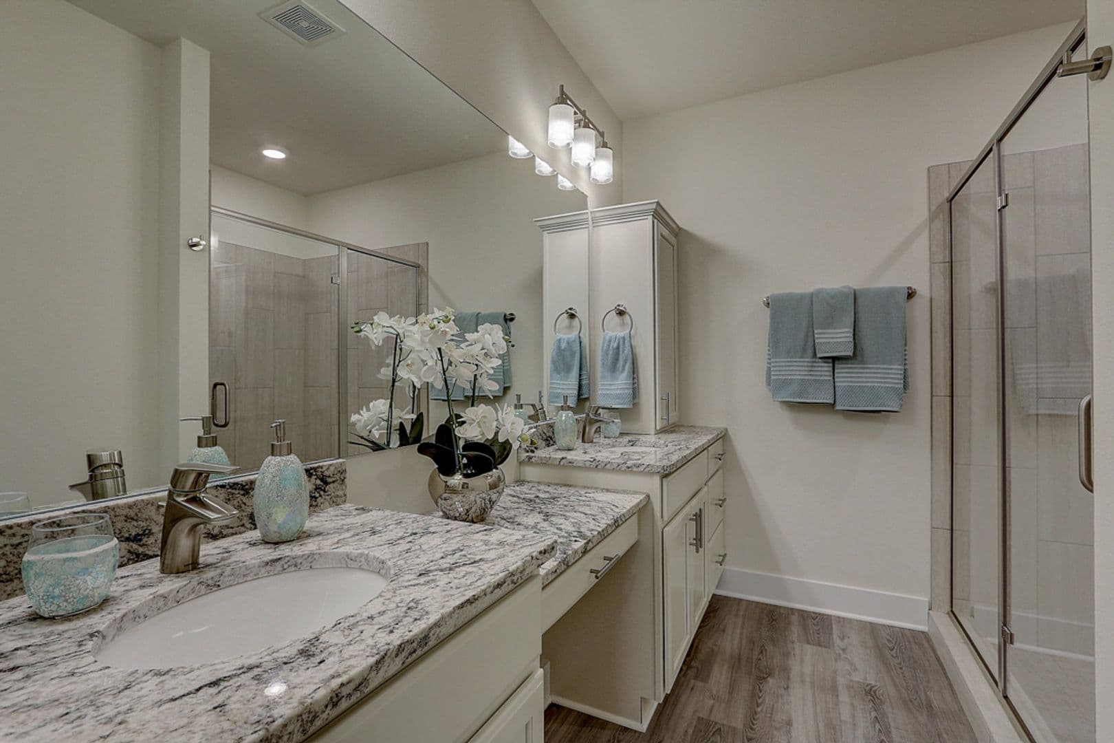 2 Bed/2.5 Bath Apartment 23 of 23