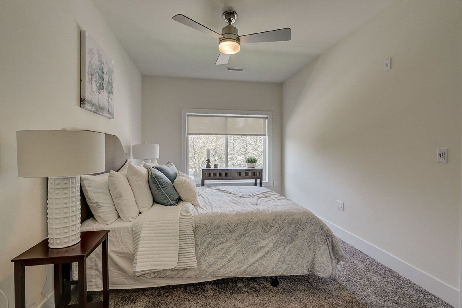 2 Bed/2.5 Bath Apartment 18 of 23