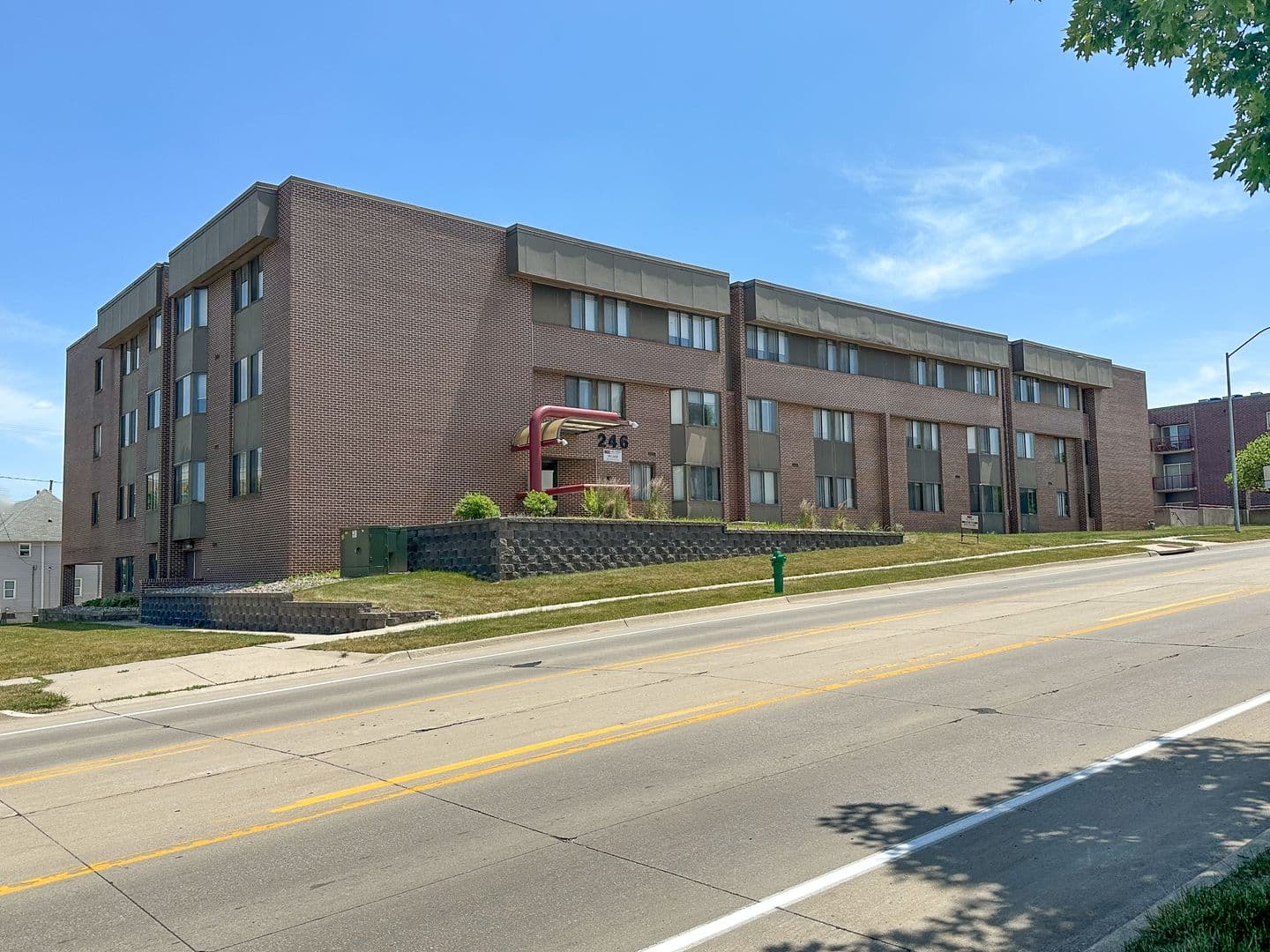 246 N Hyland Ave 1 of 1