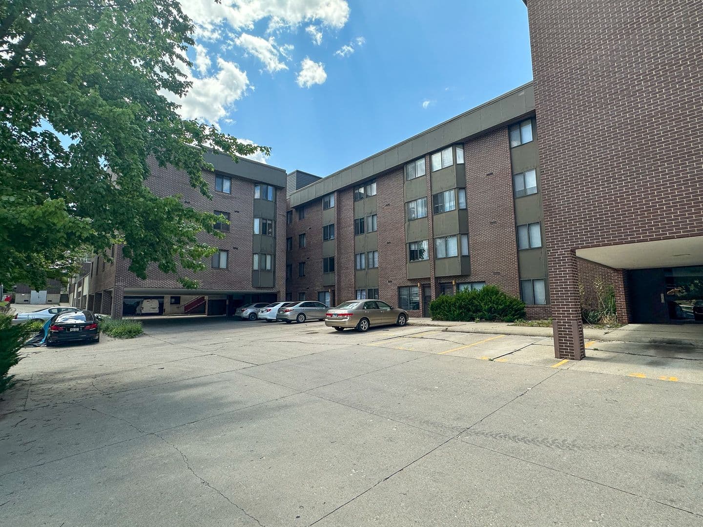 246 N Hyland Ave 6 of 13