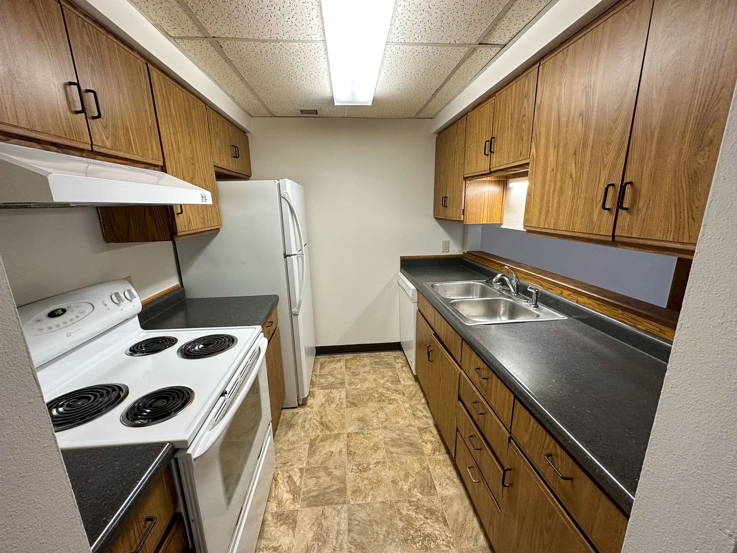 246 N Hyland Ave 2 of 13