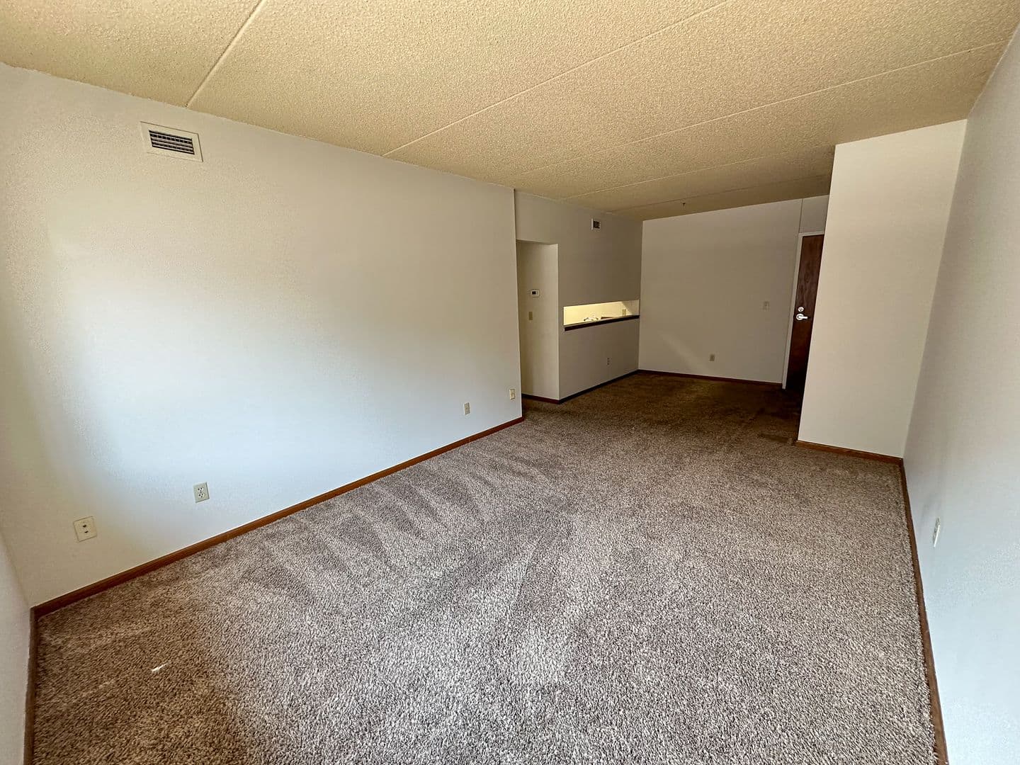 246 N Hyland Ave 9 of 13