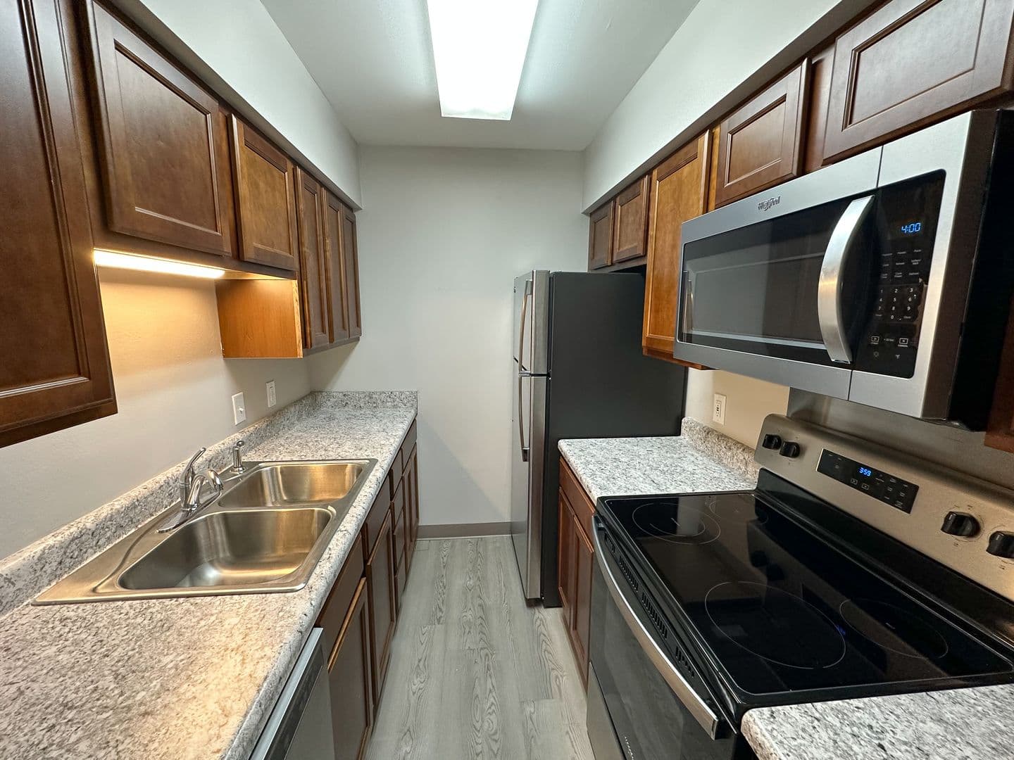 246 N Hyland Ave 1 of 15