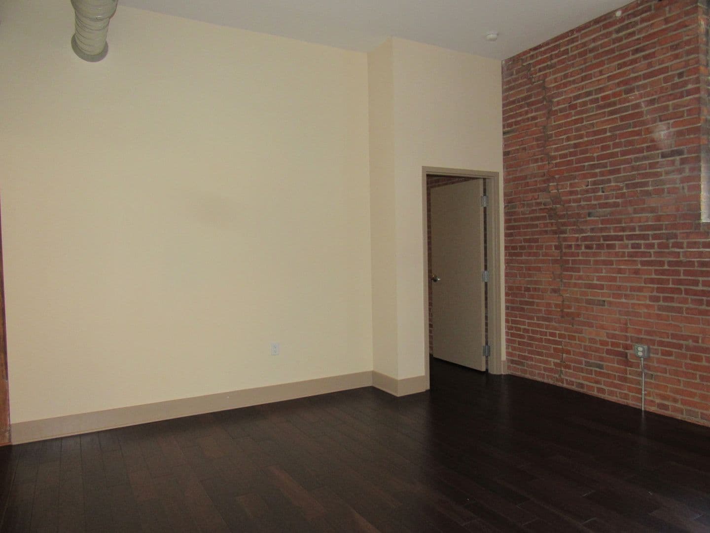 427- Market Lofts 6 of 12