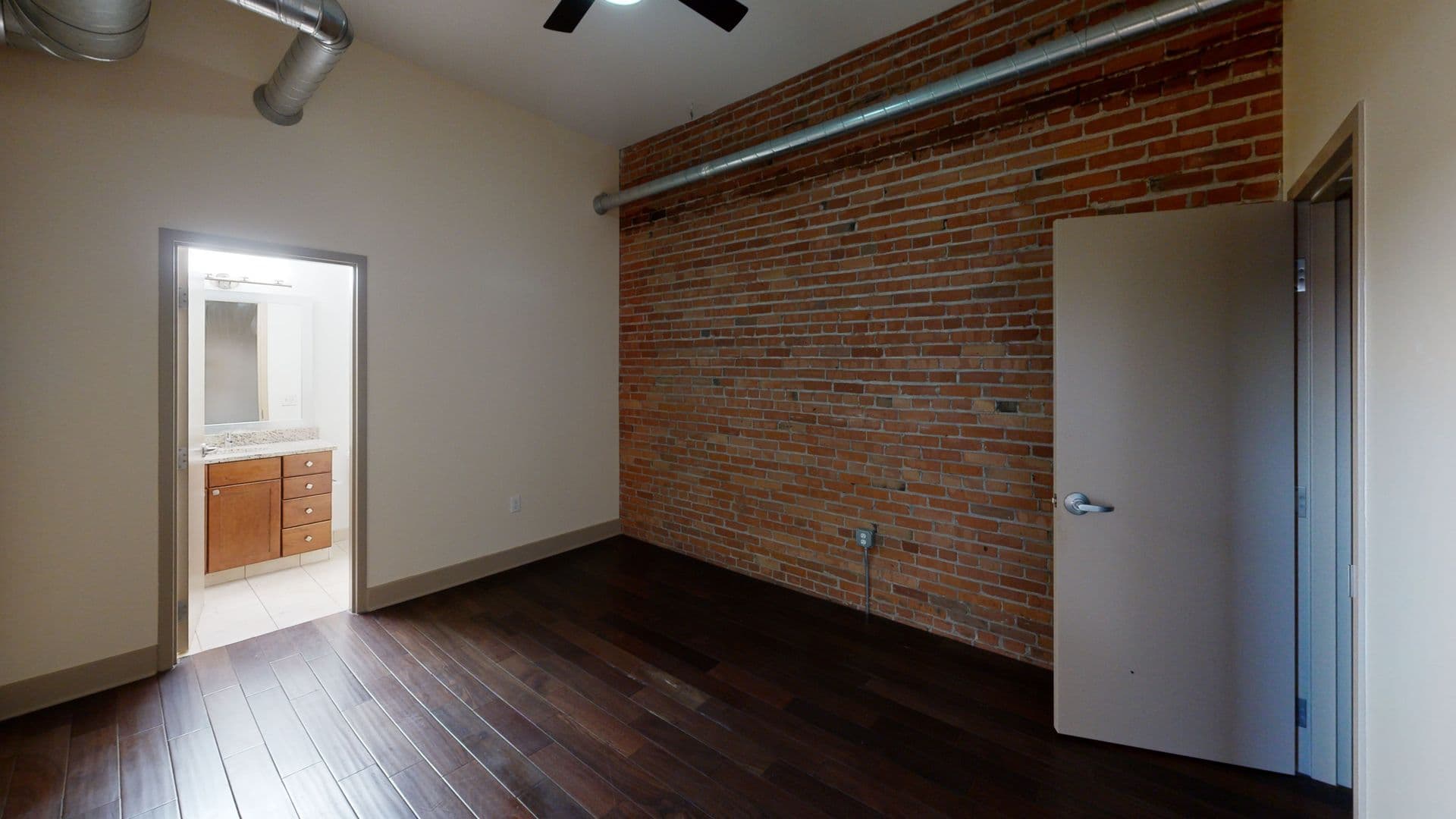 427- Market Lofts 18 of 18