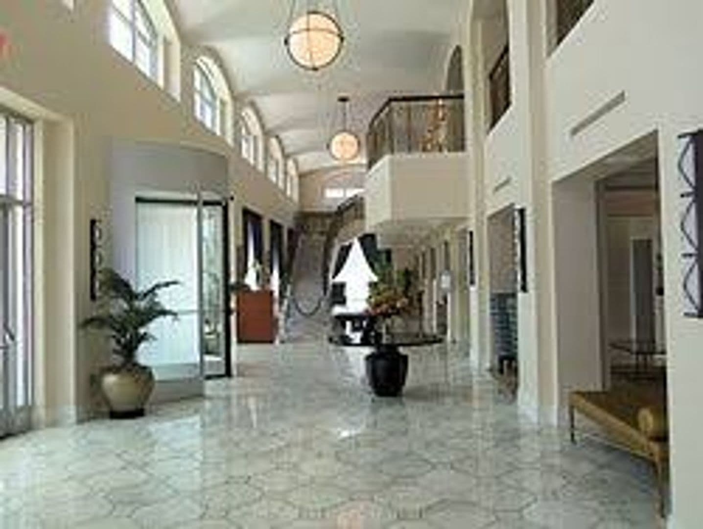 200- Hotel Blackhawk 2 of 4