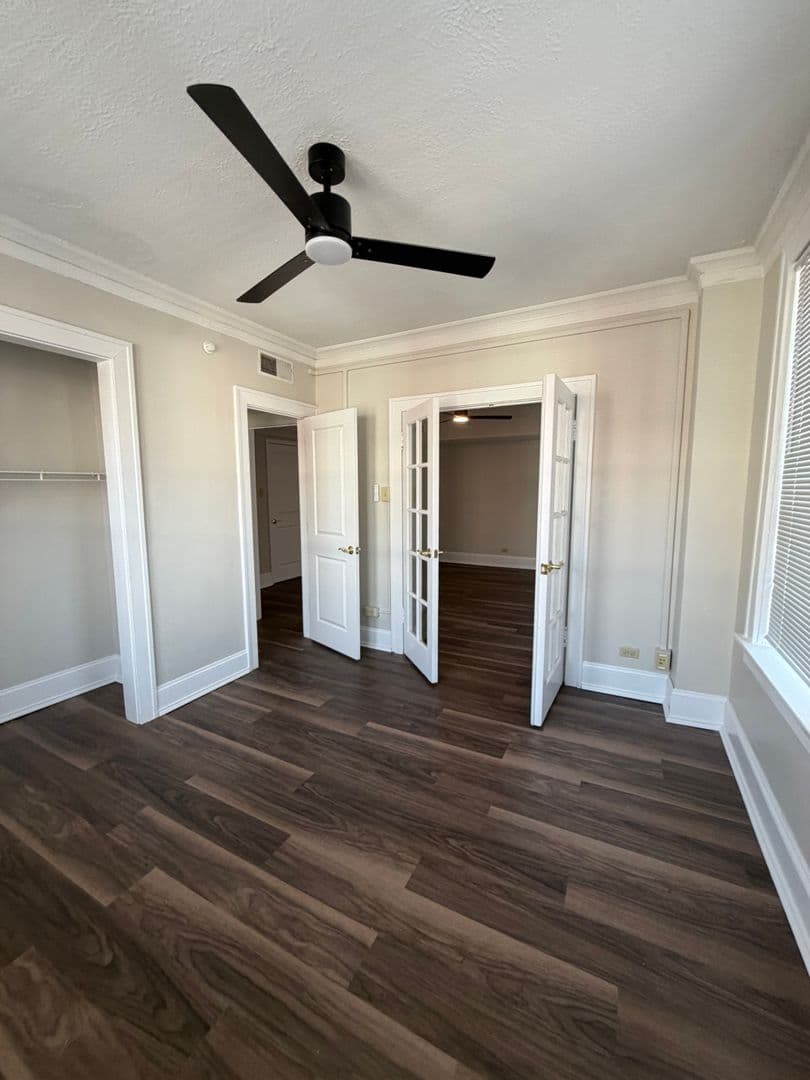 4616 Lindell Blvd. (Carleton Apt) 8 of 17