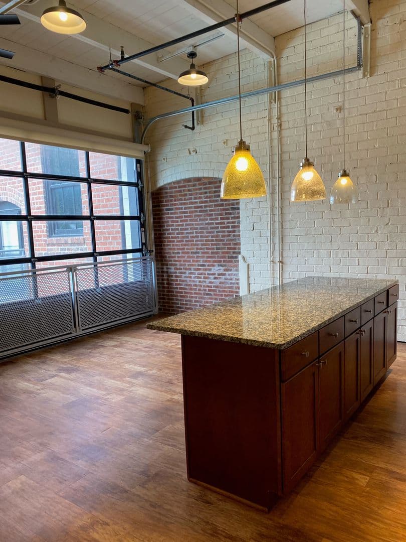427- Market Lofts 2 of 11