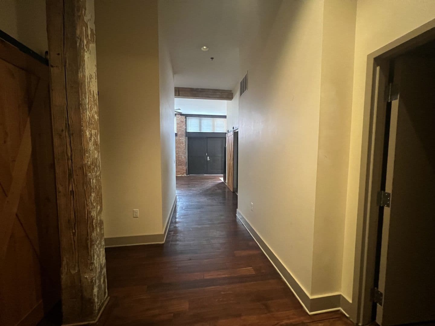 427- Market Lofts 7 of 16