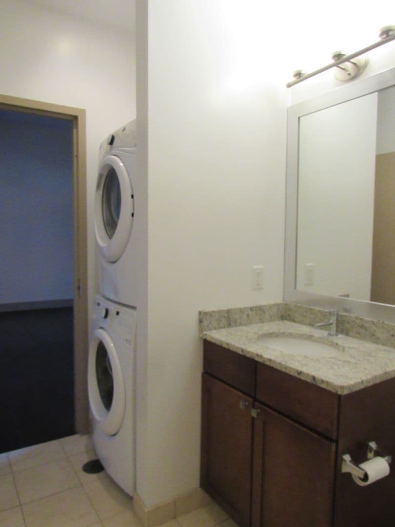 427- Market Lofts 10 of 12