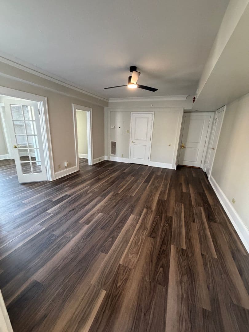 4616 Lindell Blvd. (Carleton Apt) 15 of 17