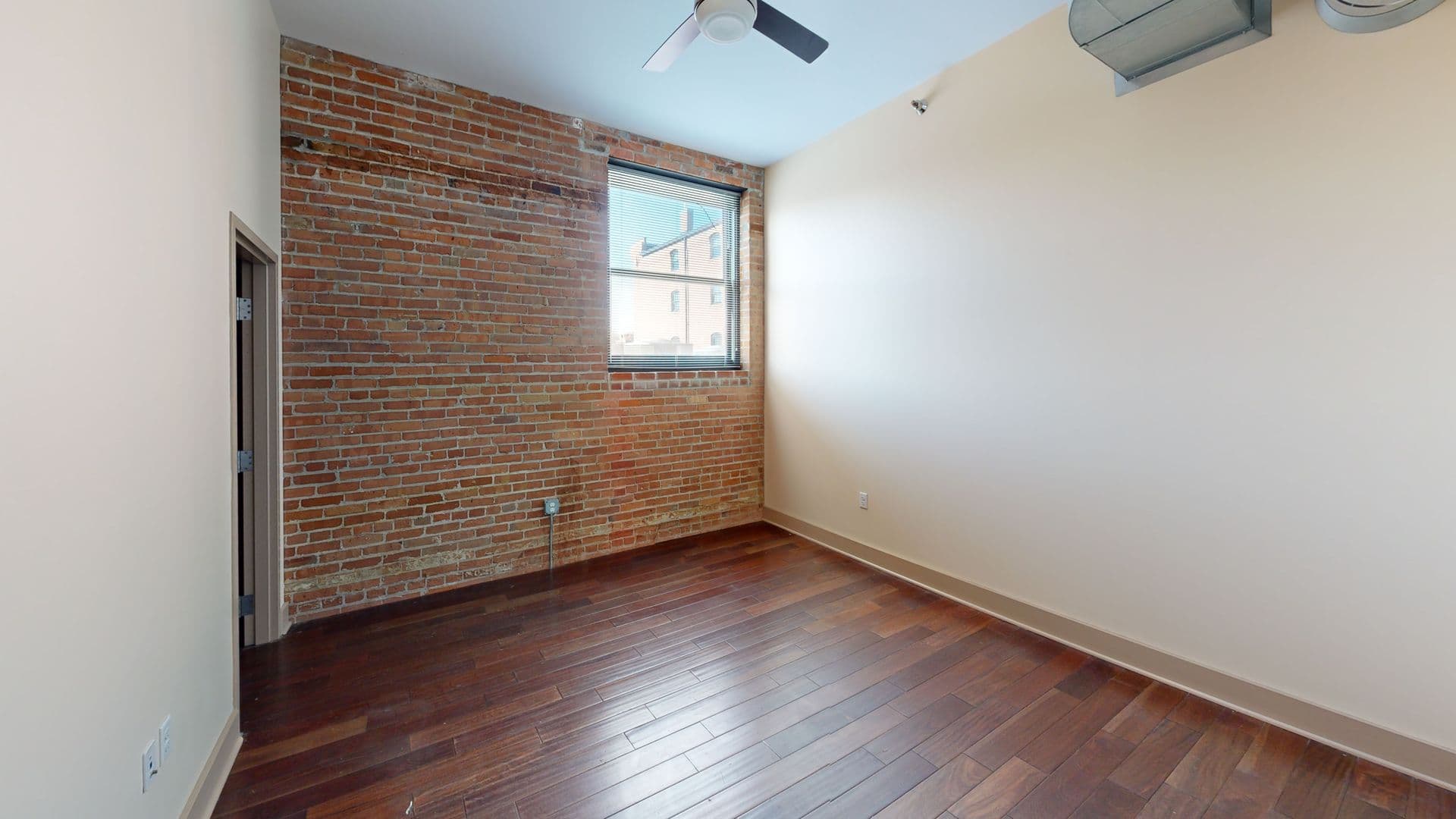 427- Market Lofts 12 of 18