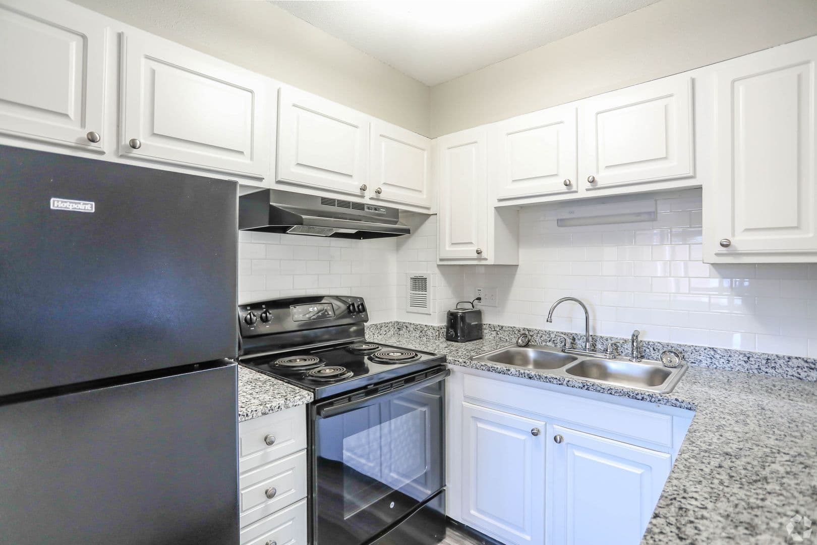 Lakeview Gardens LLC 2 of 9