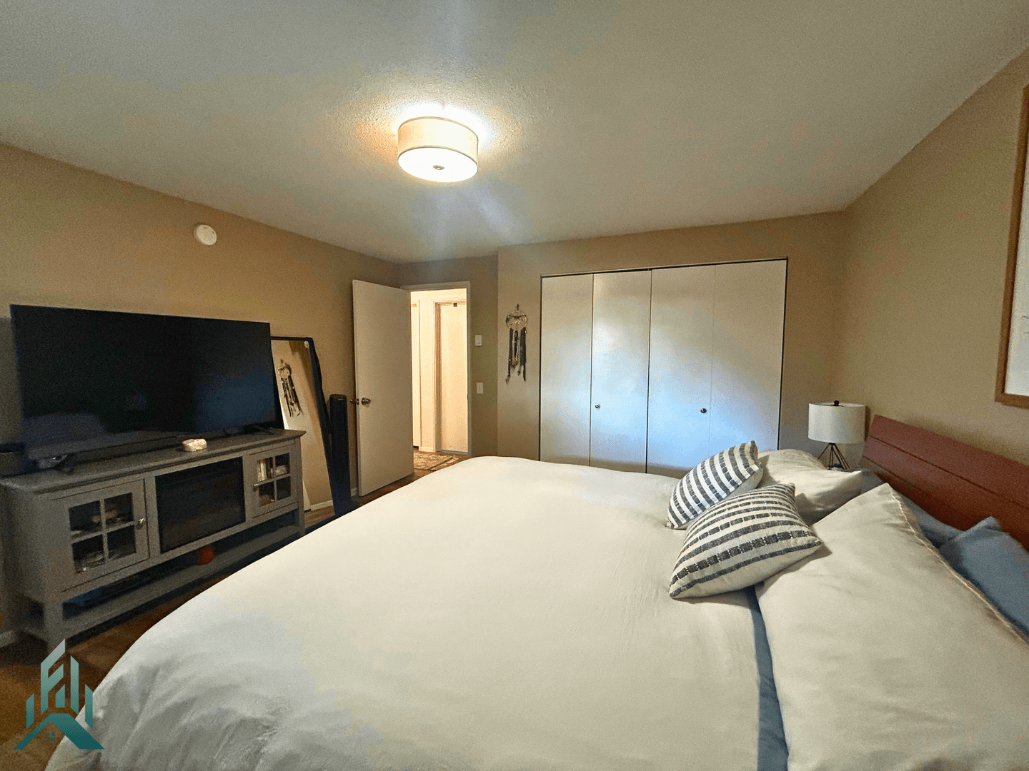 Completely Renovated 3 bed/2 bath Home - $400 move-in credit 12 of 19