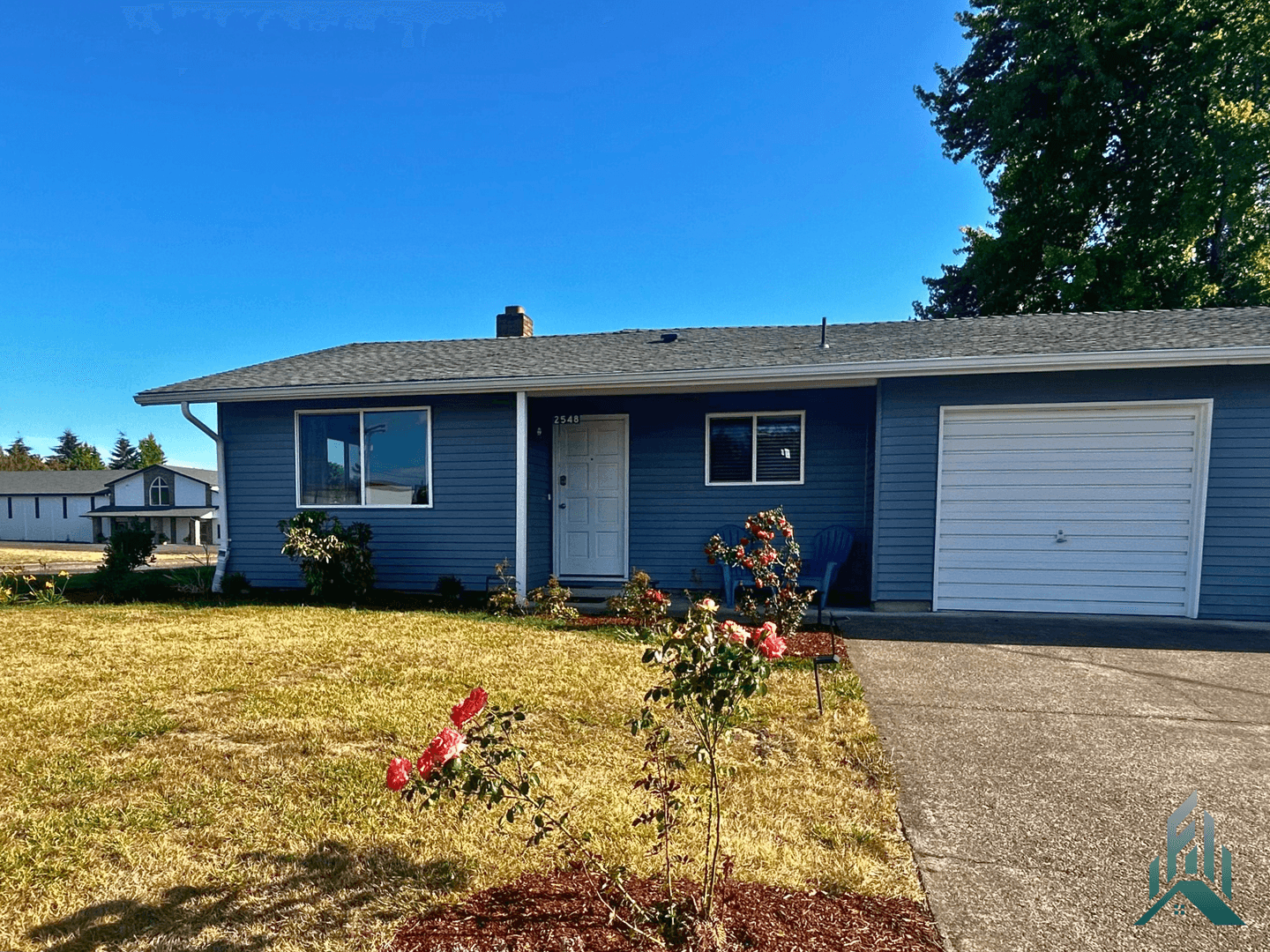 Completely Renovated 3 bed/2 bath Home $400 move-in credit 1 of 8