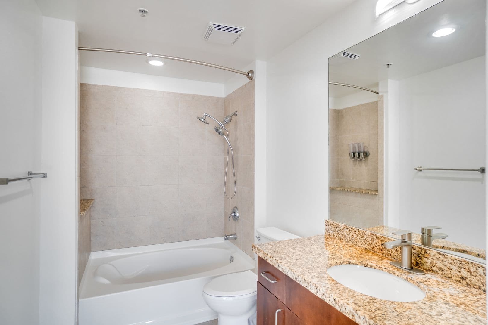155 S Court Ave #1414 13 of 26