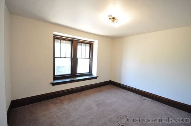 2211-2213 N. Fourth Street 11 of 30