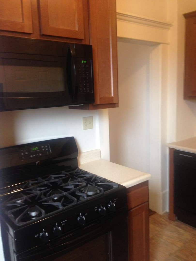 65-71 S. Douglass Street 8 of 23