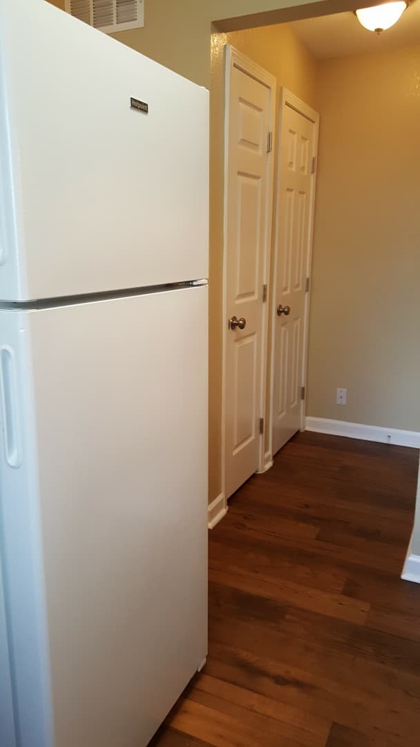 Foxwood Apartments 4 of 9