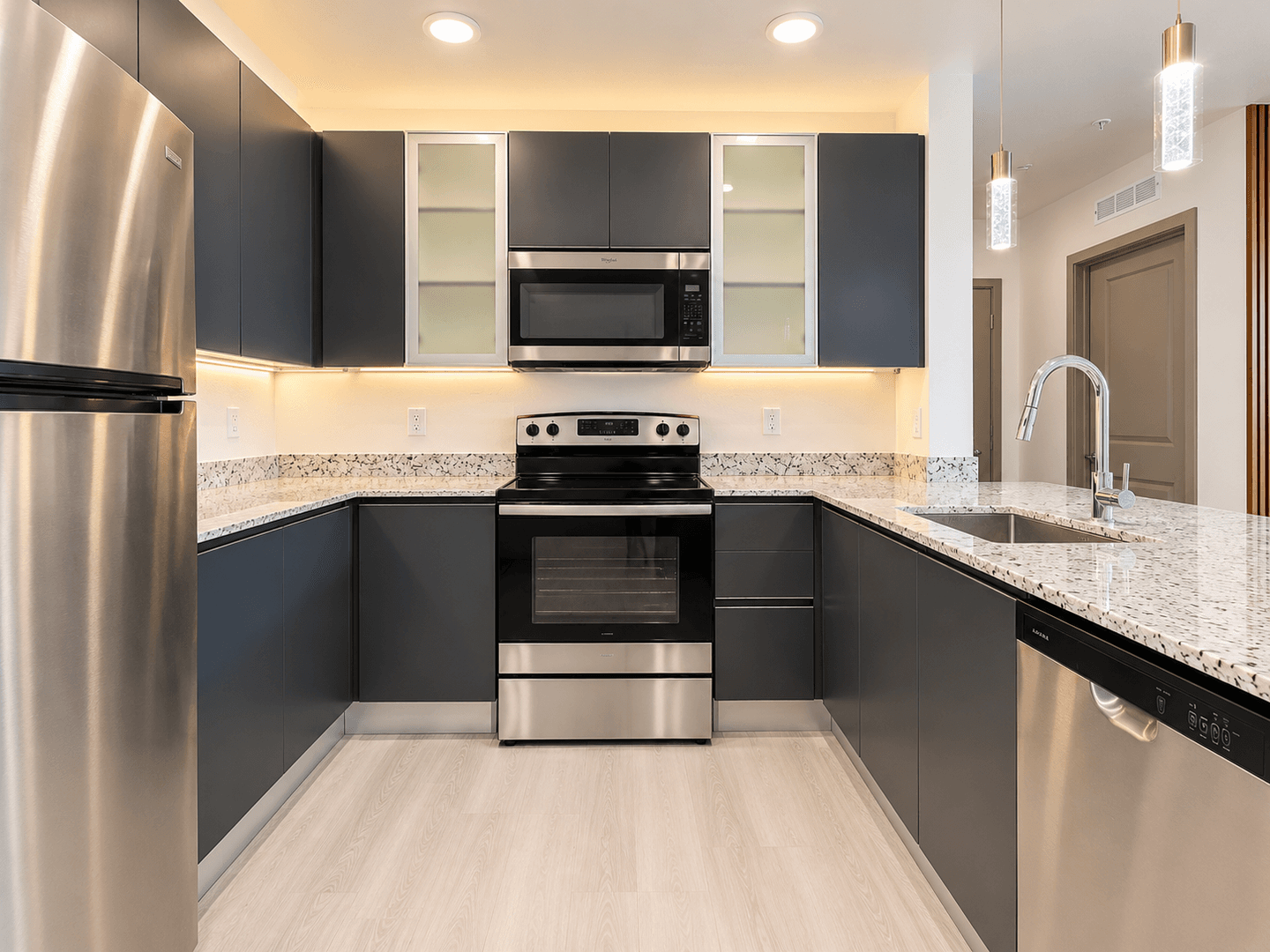 5563 Millenia Park Blvd unit 504 6 of 39
