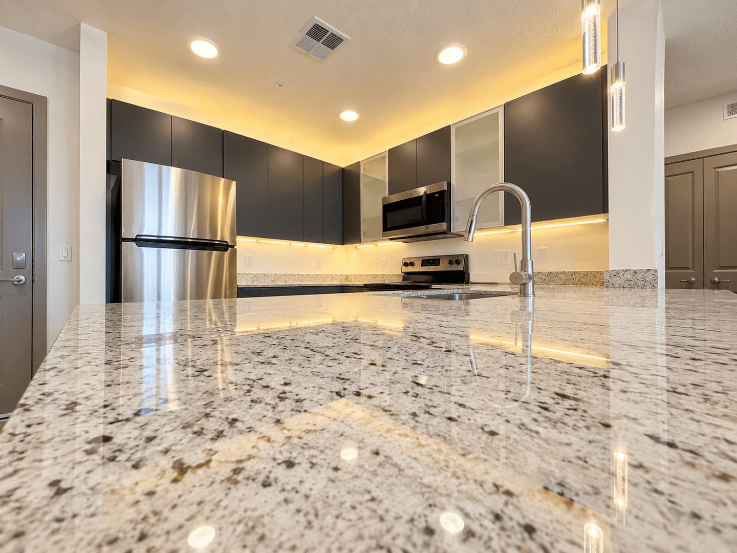 5563 Millenia Park Blvd unit 504 8 of 39